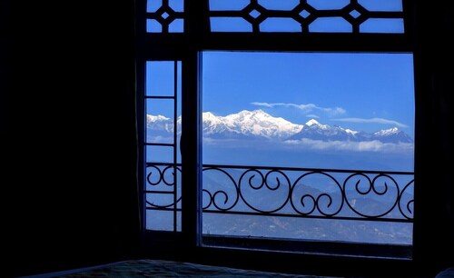 Summit Oakden Resort & Spa