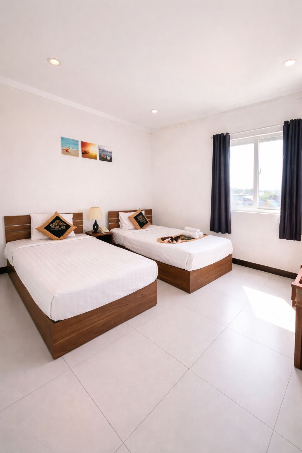 Quarto duplo luxo | Frigobar, cofres nos quartos, escrivaninha, quartos à prova de som