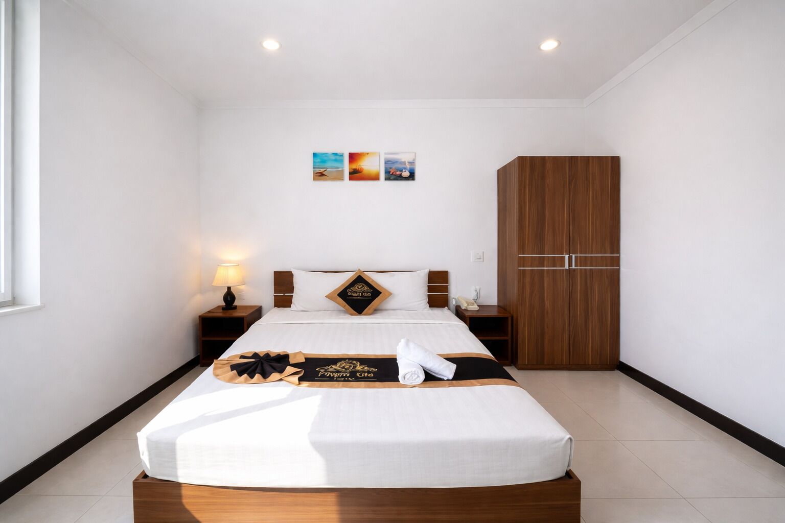 Deluxe Double Room | Minibar, in-room safe, desk, soundproofing