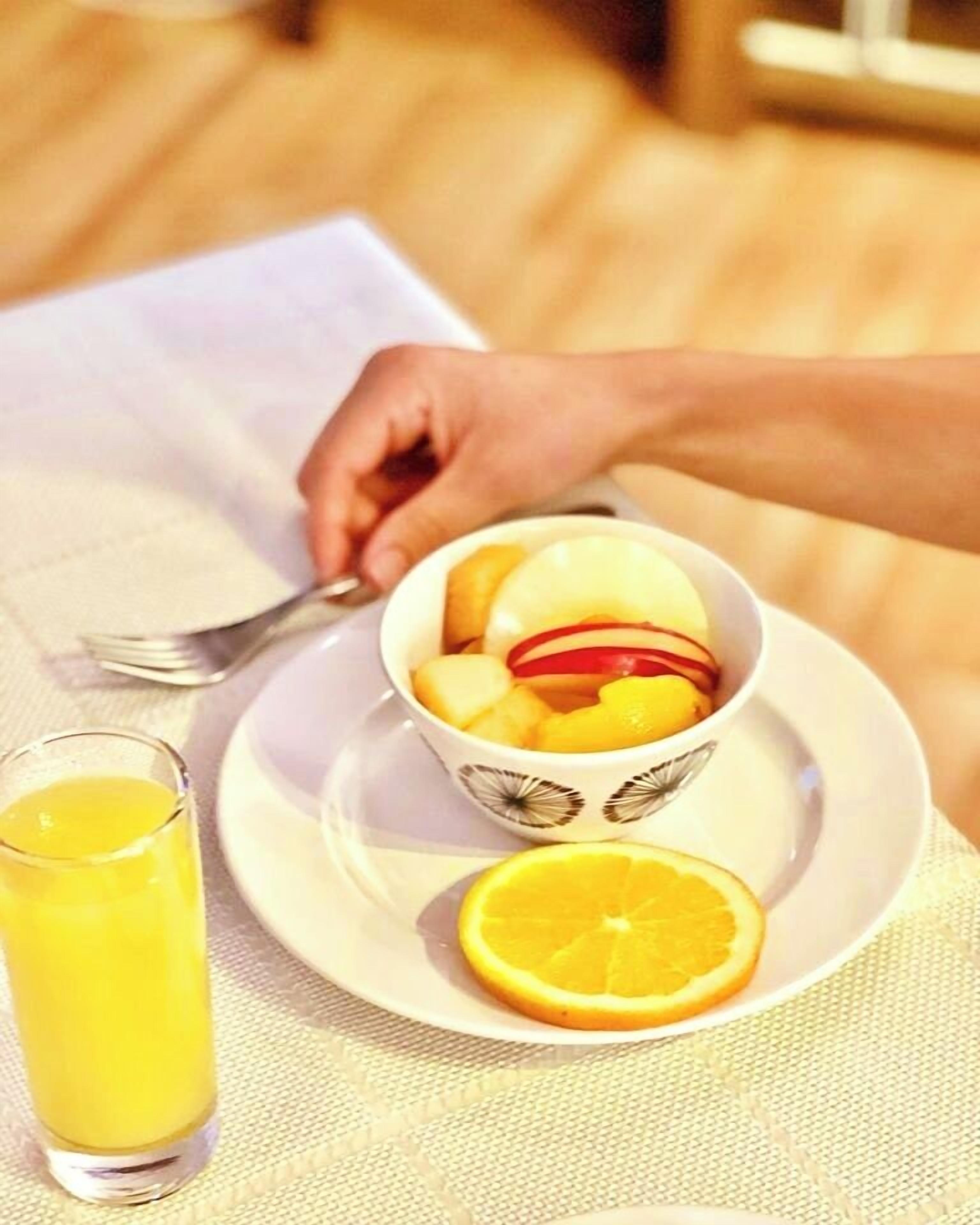 朝食