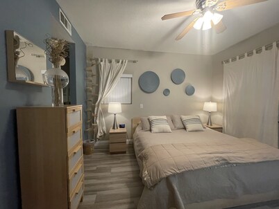 104 Newly Remodeled Super Clean Condominium - Minutes from the Strip