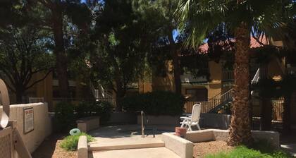 104 Newly Remodeled Super Clean Condominium - Minutes from the Strip
