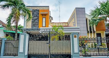 OYO Life 91814 Griya Asoka Syariah