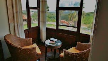 Frezya | Ruang tamu | Lantai dipanaskan