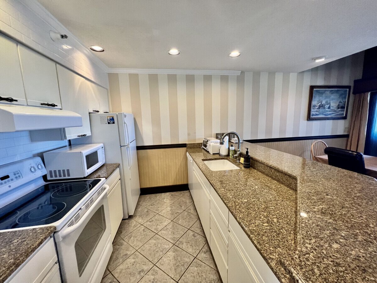 Within walking distance to all Stratton Mountain has to offer.