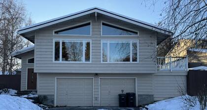 3 Bedroom Home sleeps 12