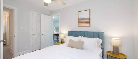 7 chambres, fer et planche à repasser, lit parapluie, Wi-Fi gratuit