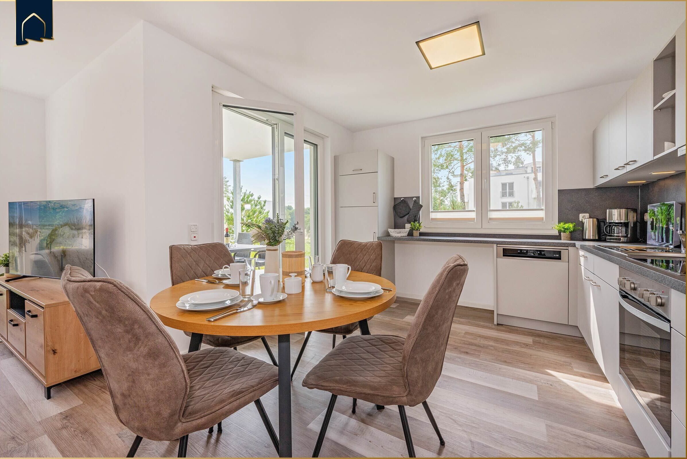 Kühlschrank, Ofen, Herdplatte, Geschirrspüler