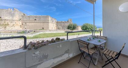Appartement 'Guardiana Del Castello' avec vue sur la mer, Wi-Fi et climatisation