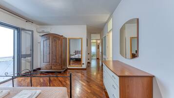 3 chambres, Wi-Fi gratuit, draps fournis