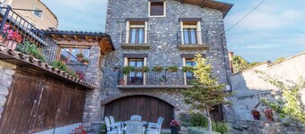 Casa de vacaciones 'Teule 2' con vistas a la monta ña, piscina compartida y Wi-Fi