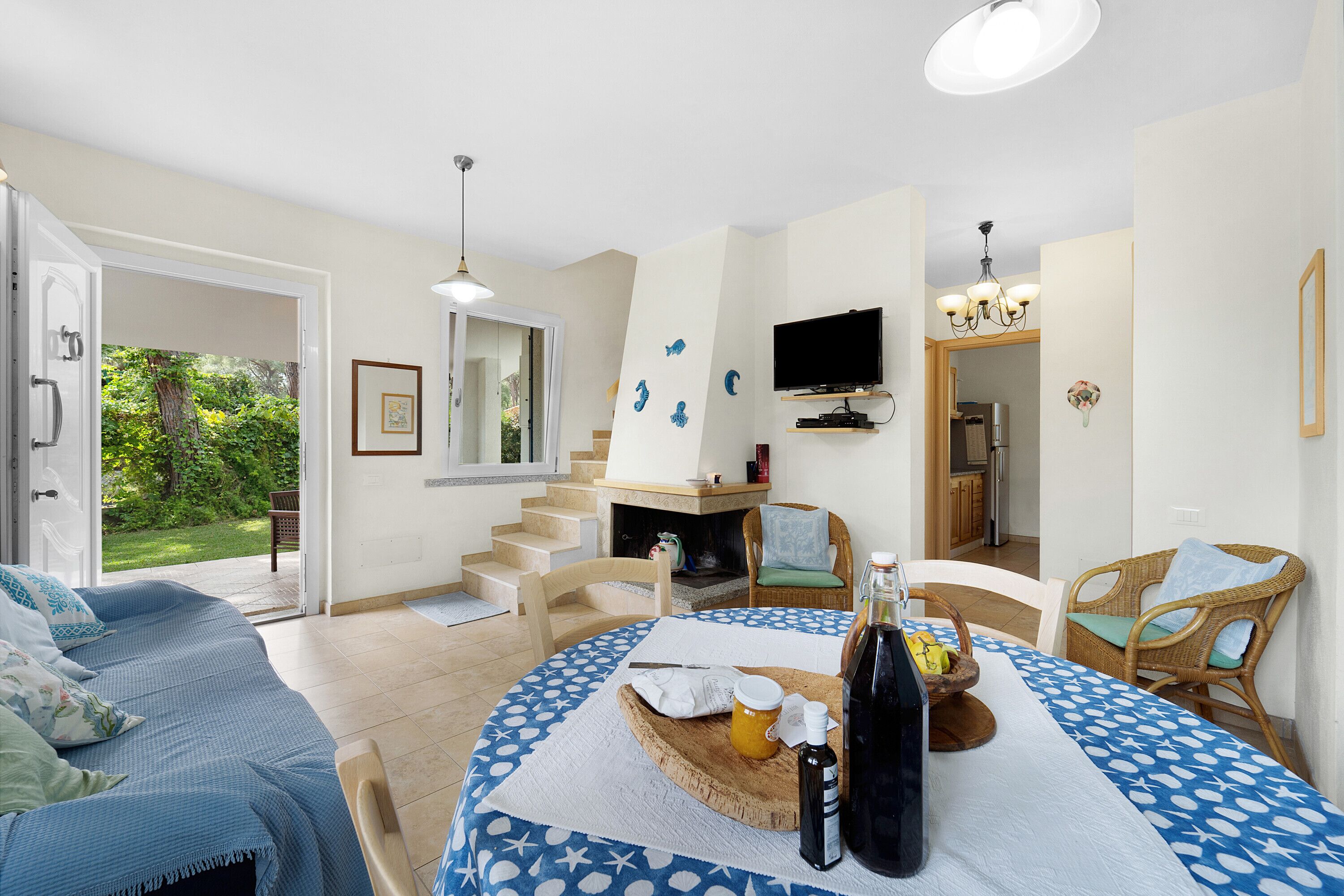 Villa "Montali" with Private Terrace, 2 Private Terraces & Wi-Fi