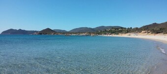 Holiday Home 'Podere Le Palme' with Mountain View, Private Terrace and Air Conditioning