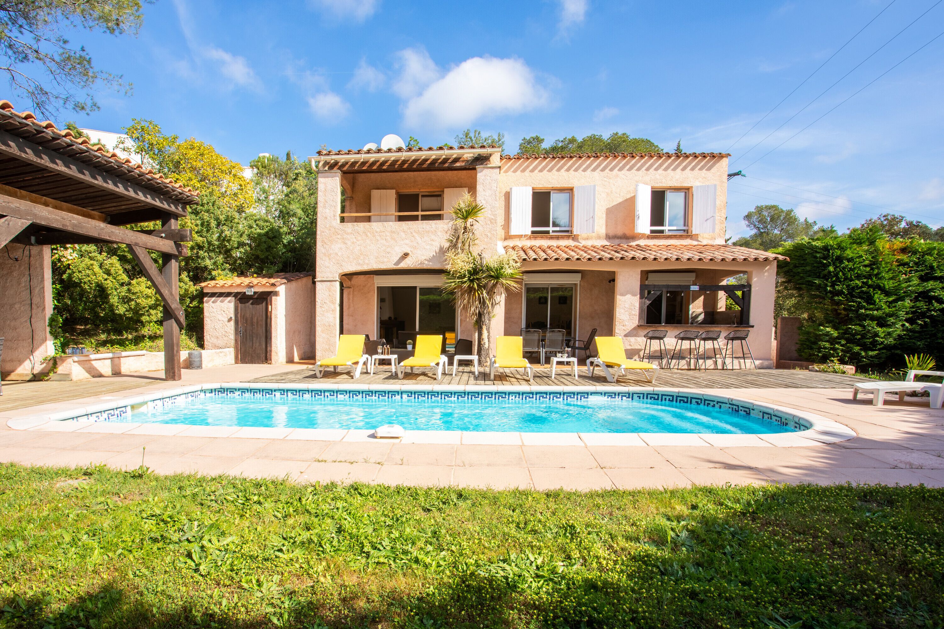Villa 'Saint Claire' with Private Pool, Wi-Fi and Air Conditioning