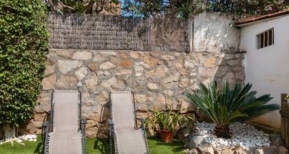 Apartment 'Bruc Beach' with Private Pool, Wi-Fi and Air Conditioning