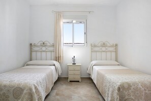 2 quartos, ferros/tábuas de passar roupa, Wi-Fi de cortesia