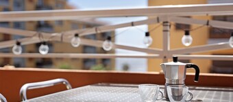 Vacation Home "Vivienda Vacacional Maravillosa" with Sea View, Shared Pool & Wi-Fi