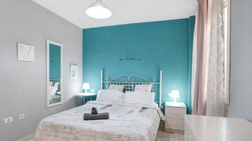 1 chambre, fer et planche Ă repasser, Wi-Fi gratuit, draps fournis