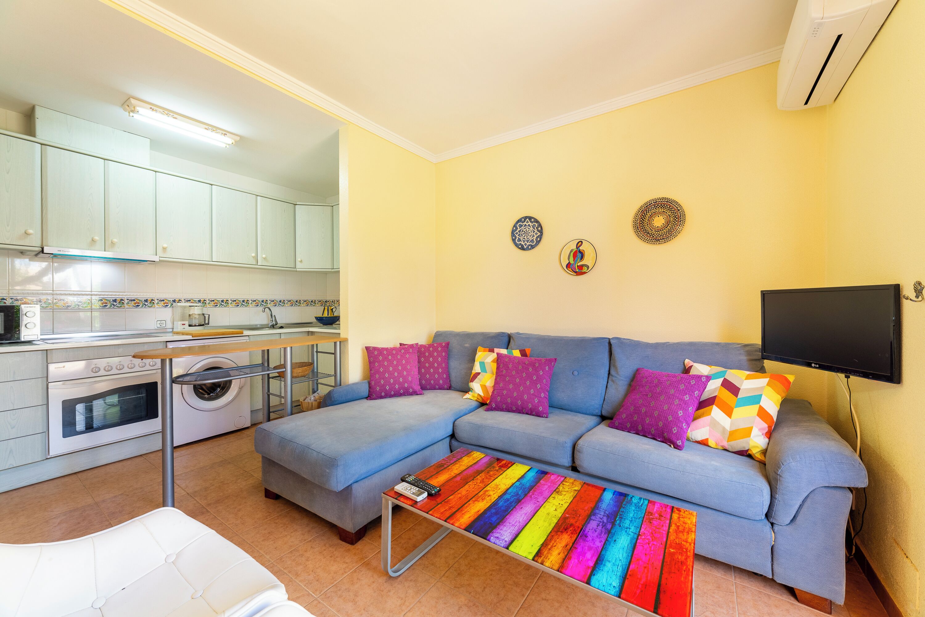 Télévision, table de tennis de table