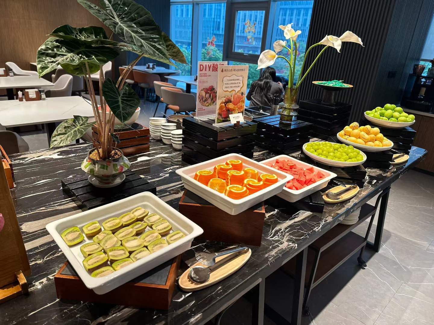 Daily buffet breakfast for a fee