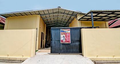 OYO 91835 Djasur Kost