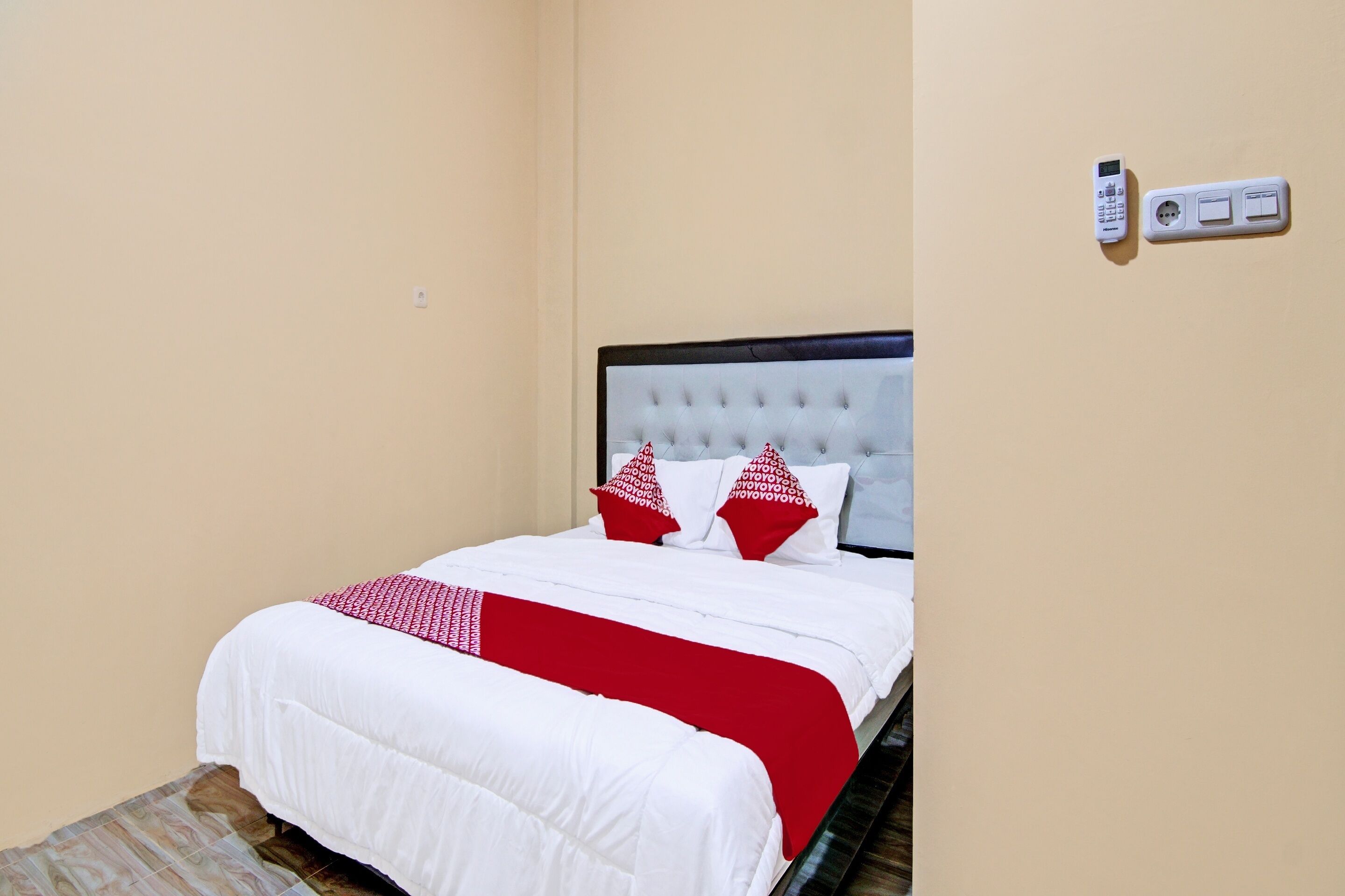 OYO 91835 Djasur Kost