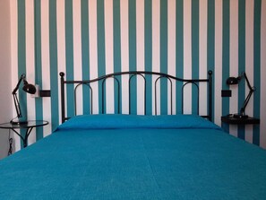 Design Room | Individually furnished, free WiFi - Calendiluna (Castelnuovo Magra)