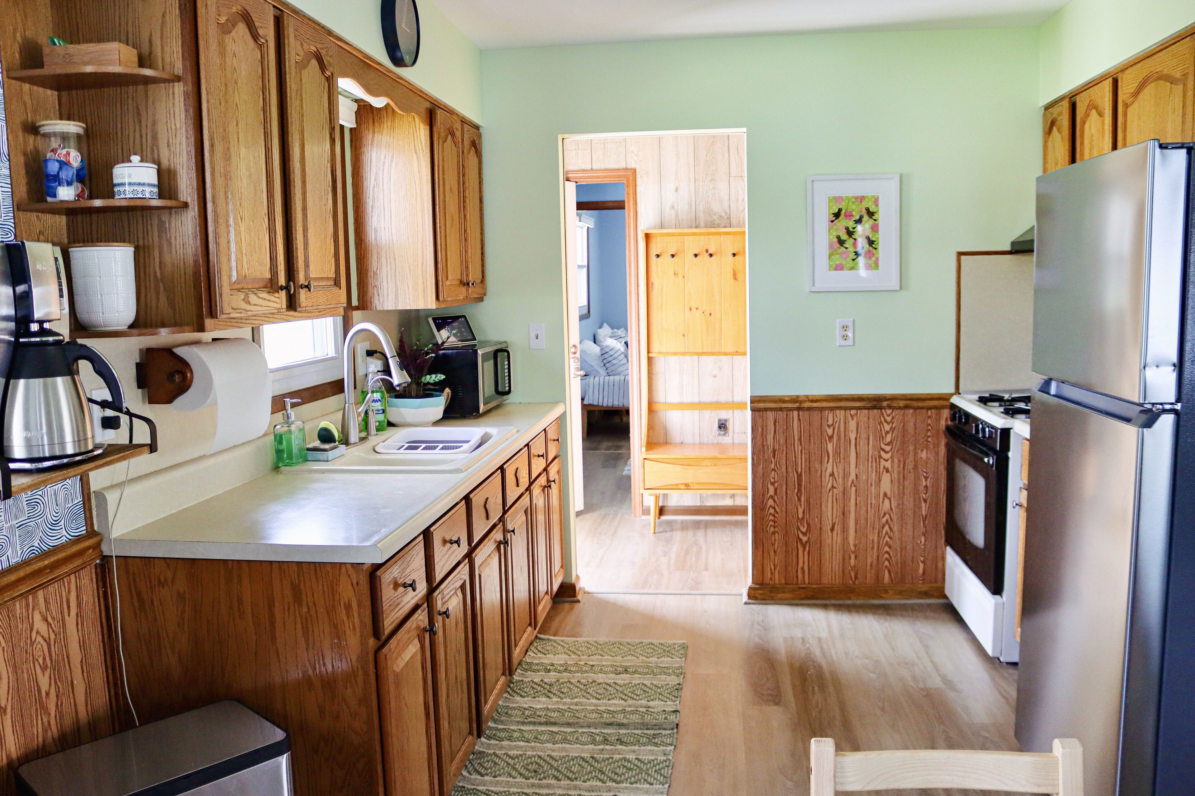 Welcome to complete relaxation!!  This remodeled spacious lake house sits  on Fish Lake