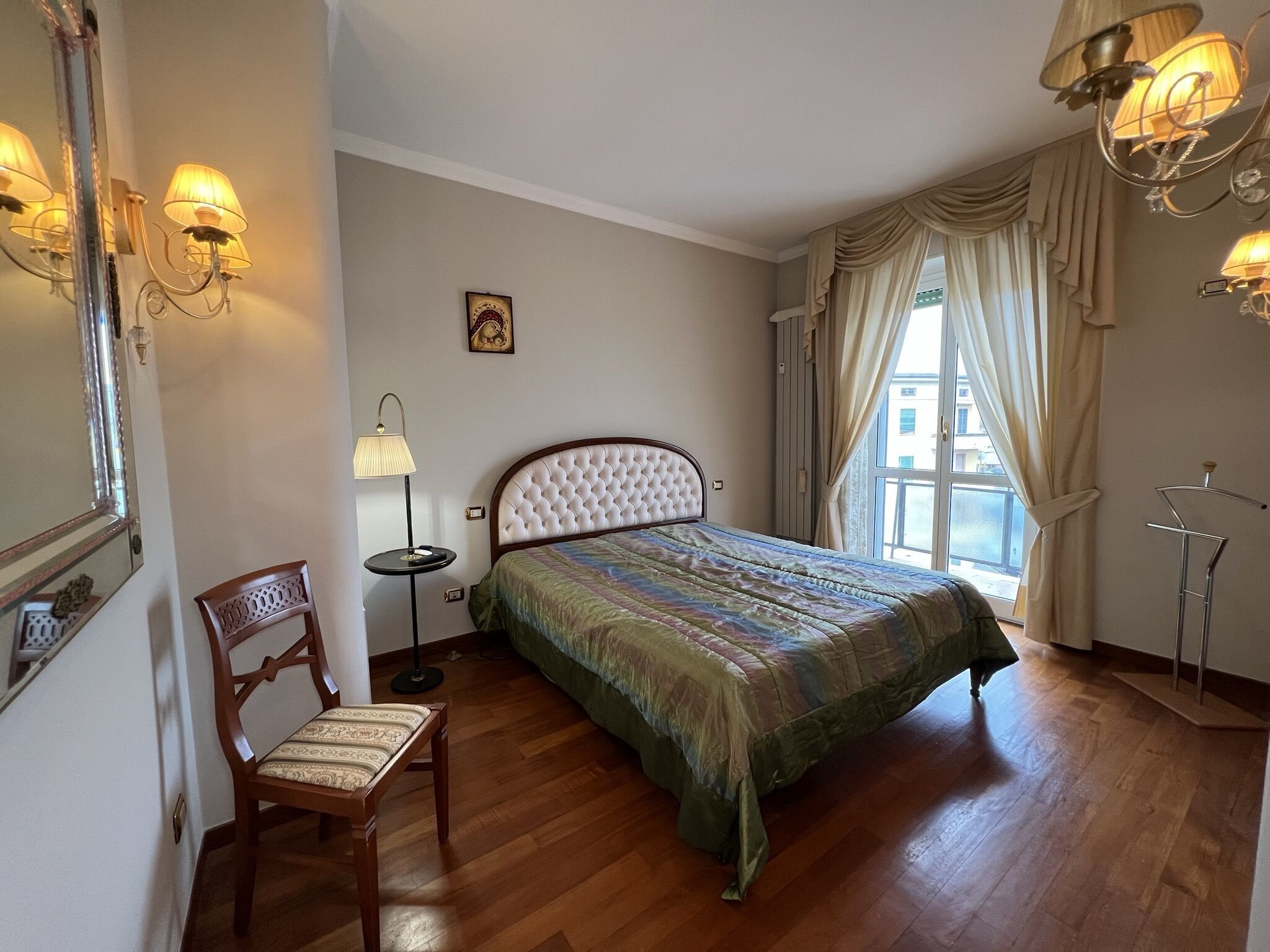 Luxury Apartment conveniently connected to the center of Milan