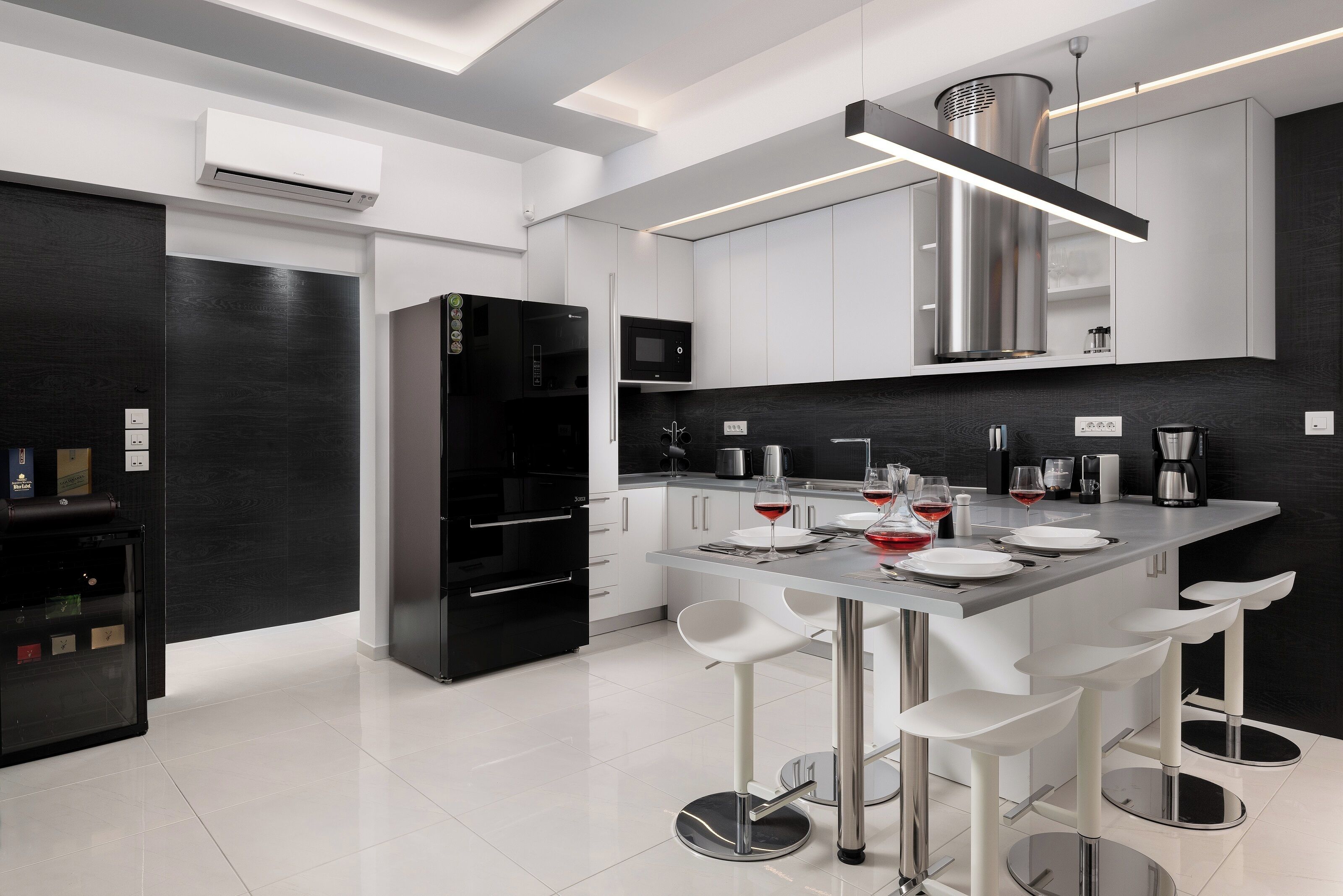 Apartment, 3 Bedrooms, Smoking, Balcony | Interior