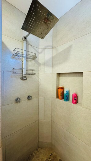 Ferienhaus, 1 Schlafzimmer, Raucher, Balkon | Badezimmer