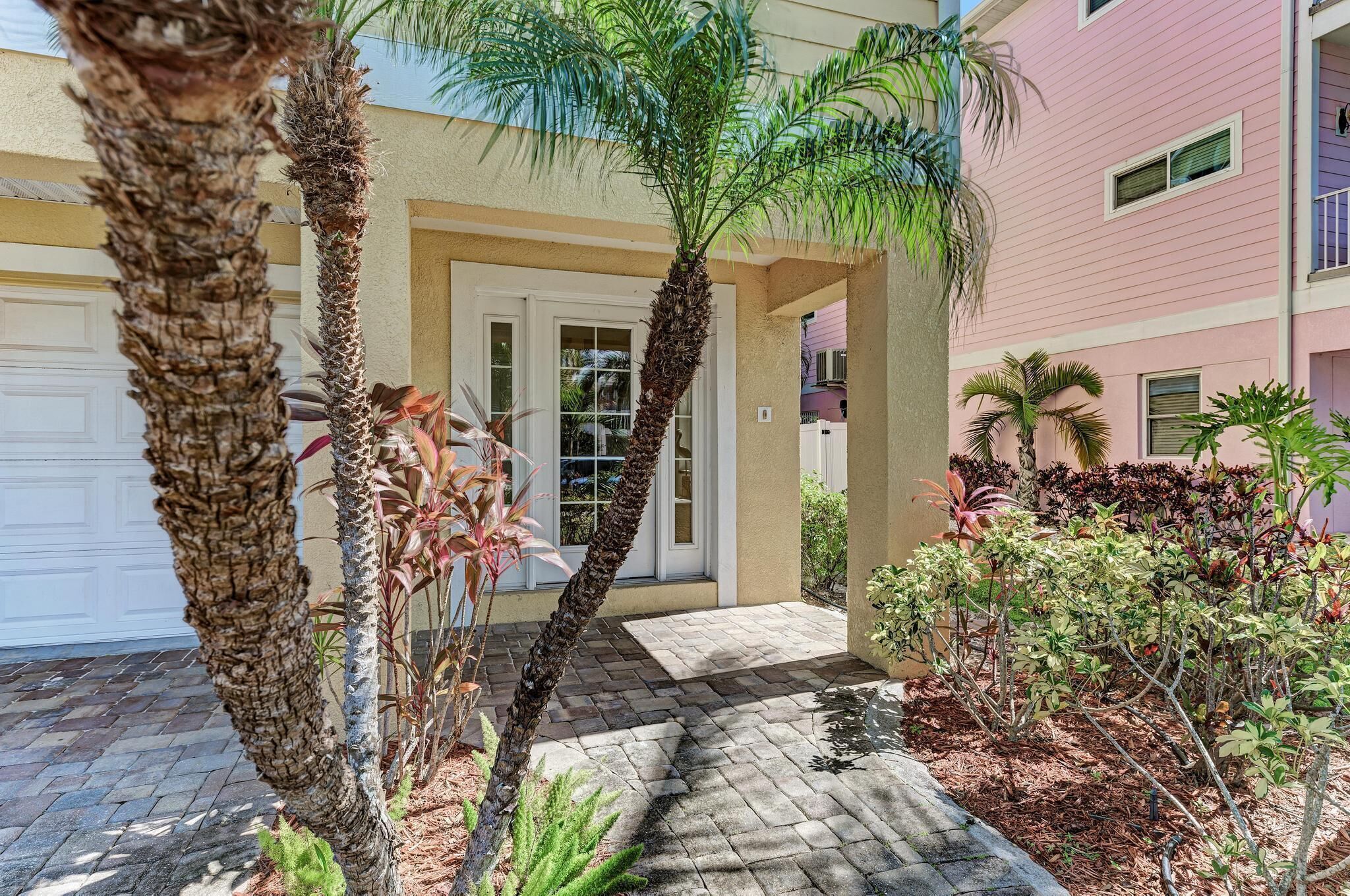 House, 5 Bedrooms, Private Pool | Property entrance