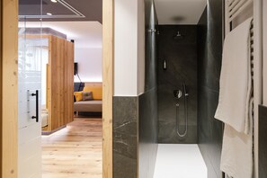 Bathroom - Hotel Piccola Baita (Molveno)