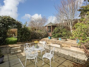 Tempat makan outdoor