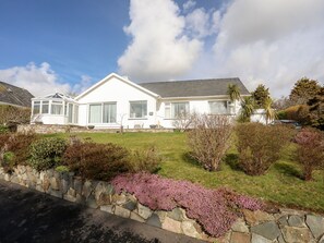 Exterior - Berllys (Criccieth)