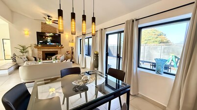Large Ajijic 2 Bedroom Retreat With Modern Amenities & Centrally Located
