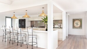 Fridge, microwave, oven, stovetop - Villa Isabelle - Sunshine Beach - Views - Pool (Sunshine Beach)