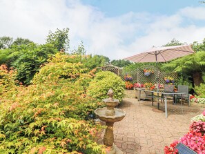 Cottage | Outdoor dining - The Hideaway (St Austell)