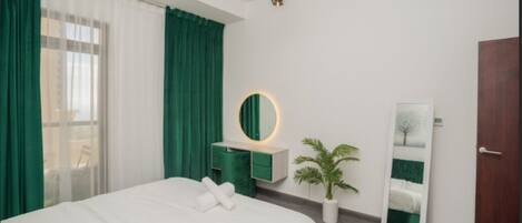 2 bedrooms, in-room safe, iron/ironing board, free WiFi