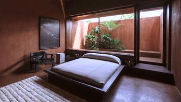 Pool Suite - Main Building | Premium bedding, minibar (some free items), soundproofing, WiFi (free)