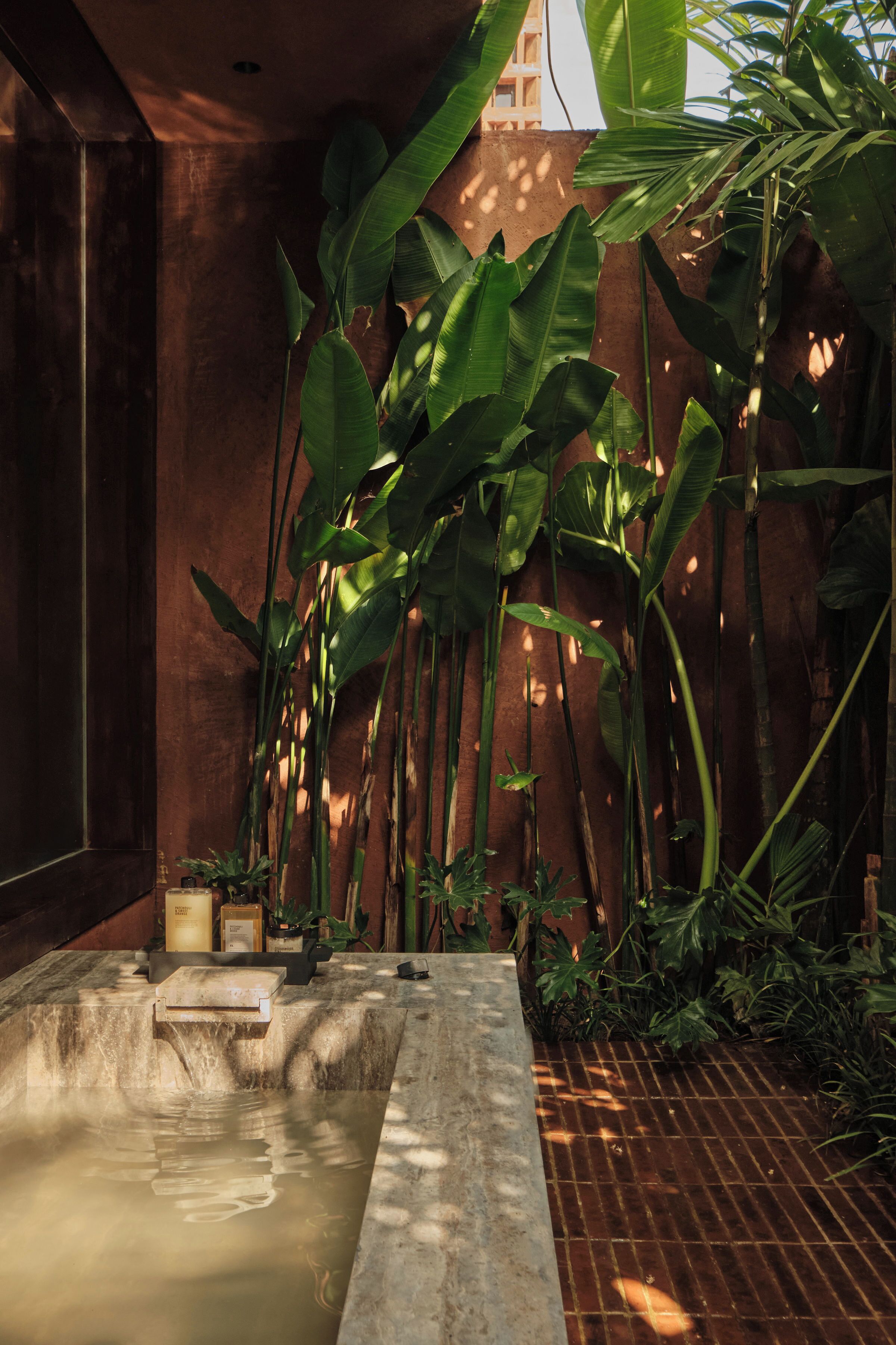 Photo - Further Hotel