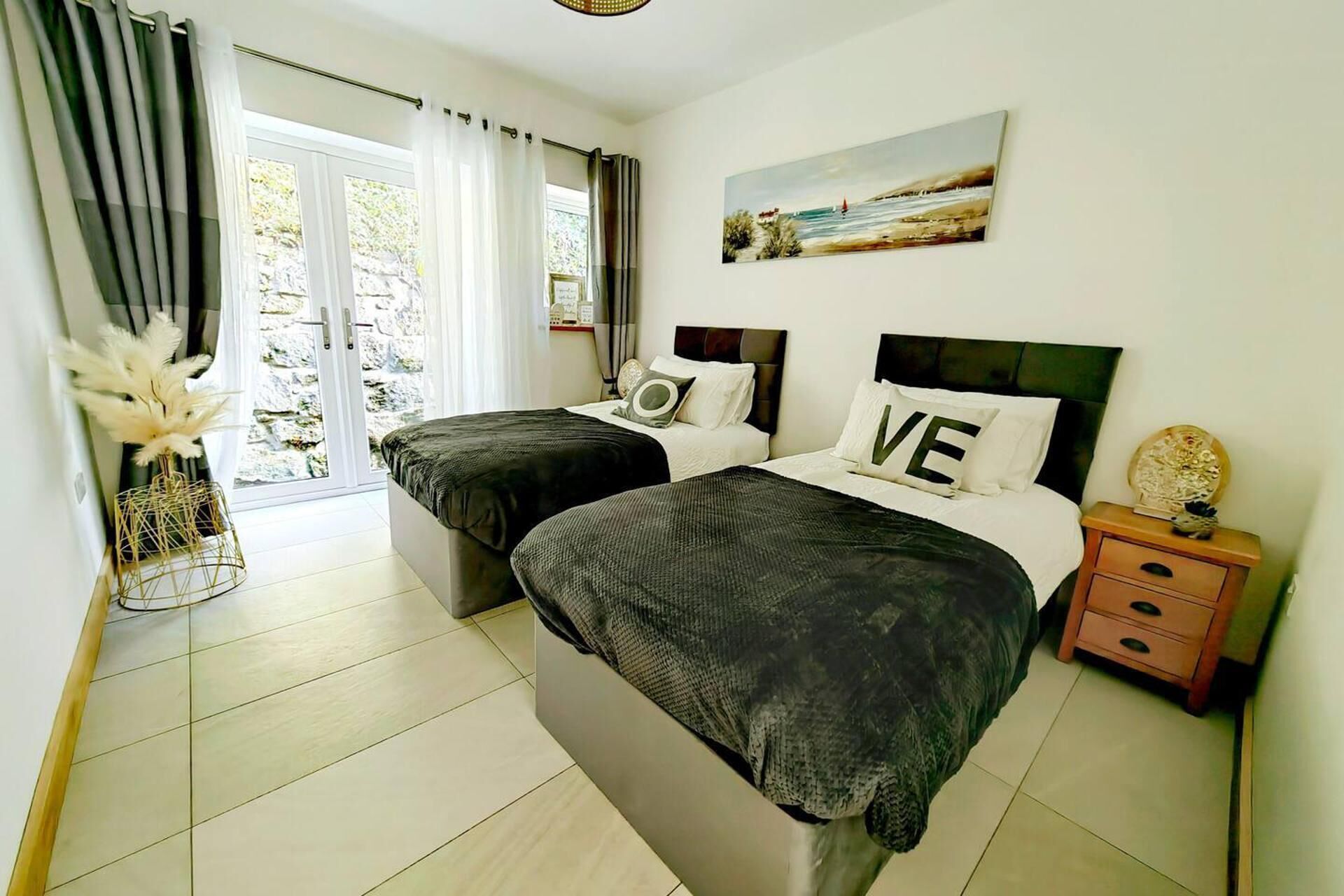 Villa | 4 soveværelser, strygejern/strygebræt, gratis Wi-Fi, sengetøj