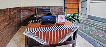 SPOT ON 91981 Diwi Homestay