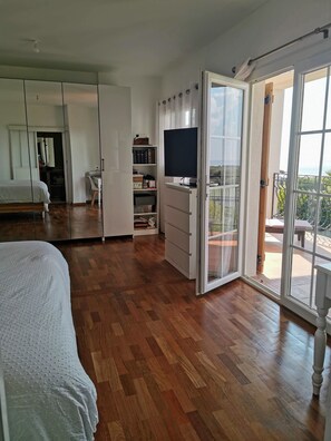 4 chambres, Wi-Fi gratuit, draps fournis
