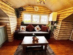 Apartment, 1 Queen Bed with Sofa bed | Living area