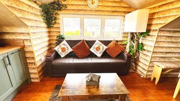 Apartment, 1 Queen Bed with Sofa bed | Living area