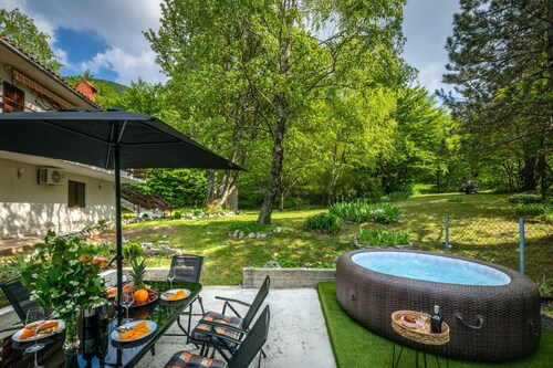 Mountain house Emerald dream