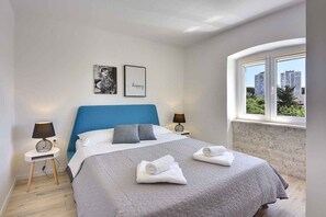 1 bedroom, Internet