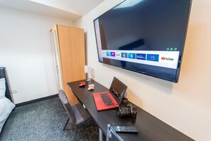 Interior - Lovely Studio 10 Mins From City for Short Term (Birmingham)