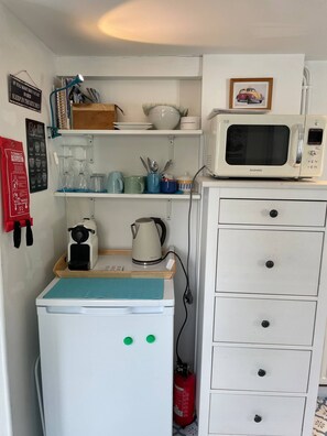Studio, 1 Bedroom, Terrace | Interior